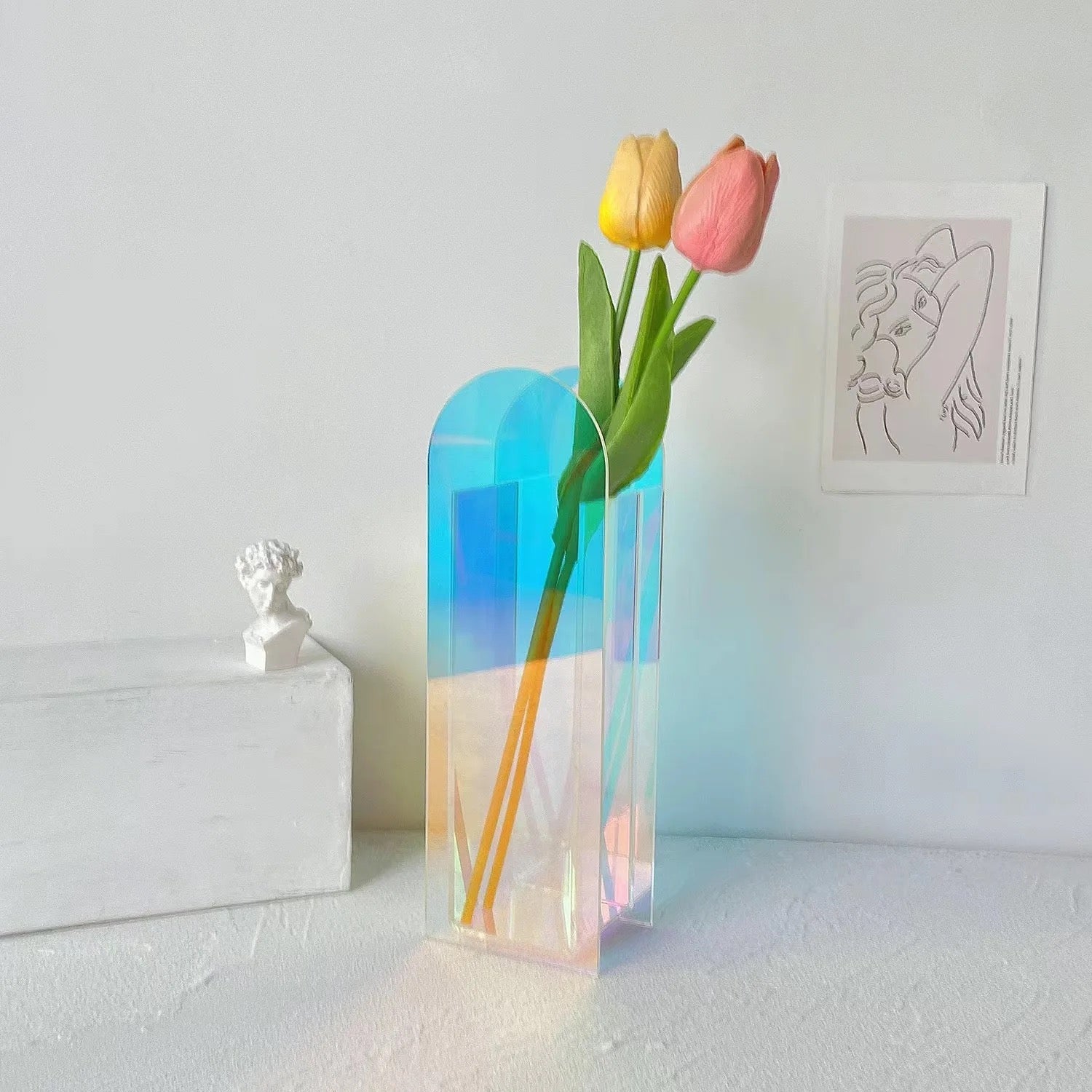 Acrylic rainbow decoration flowers Vases - SHAGHAF HOME