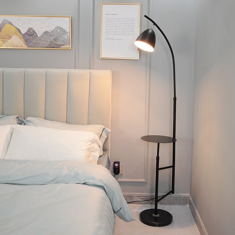 Cloché Modern fully black floor lamp