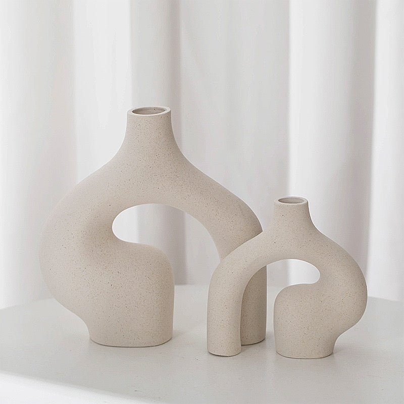 Grandee Modern ceramic vases set