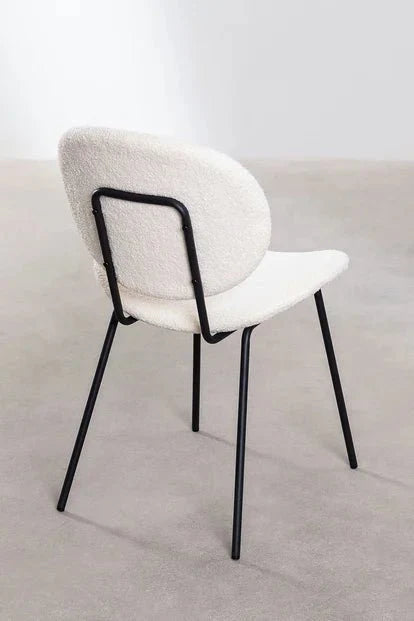 Lutia Boucle Curvy dining chair