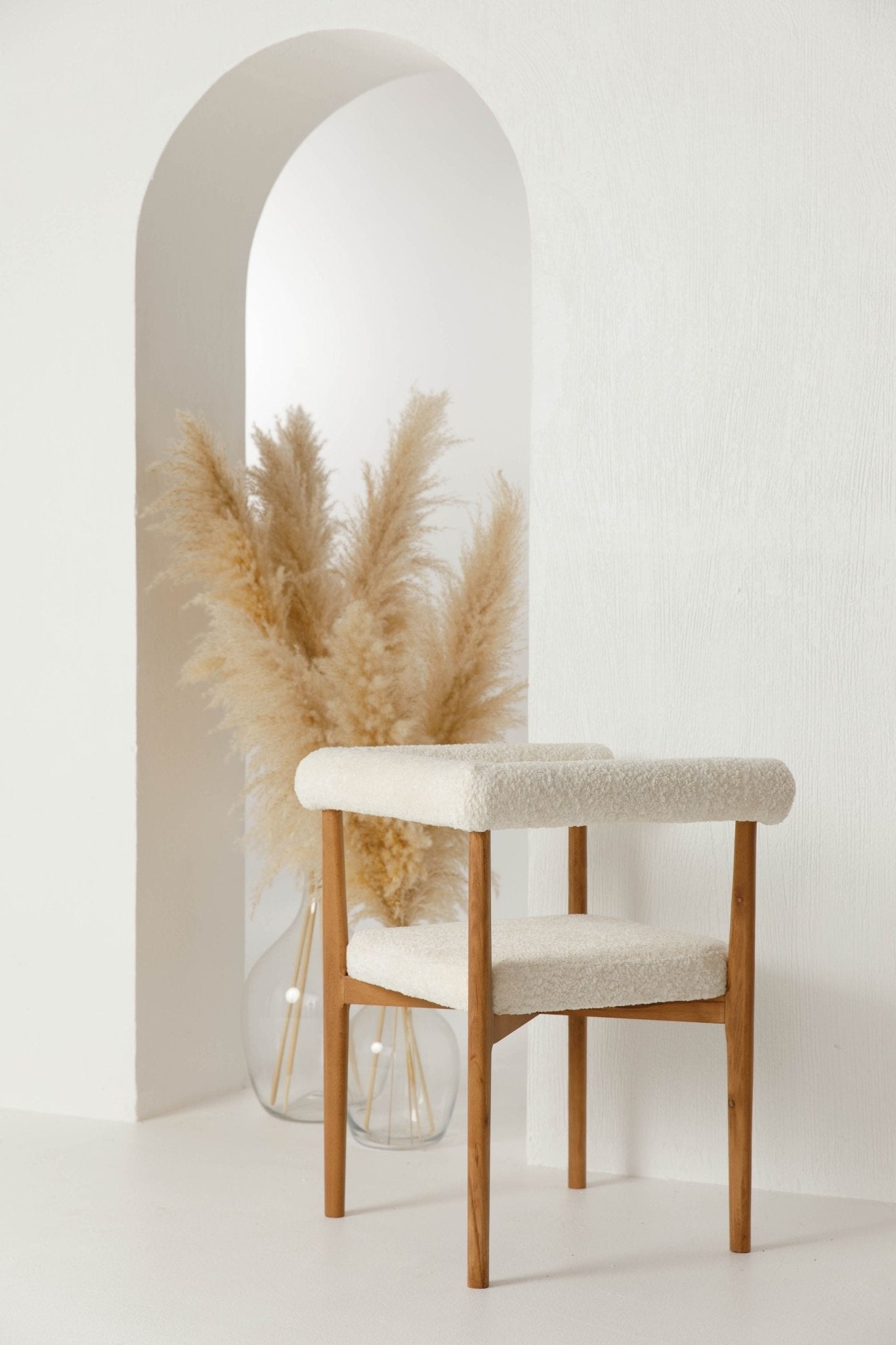 Moltano boucle dining Arm chair