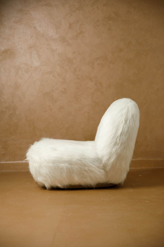 Richa Faux fur lazy chair