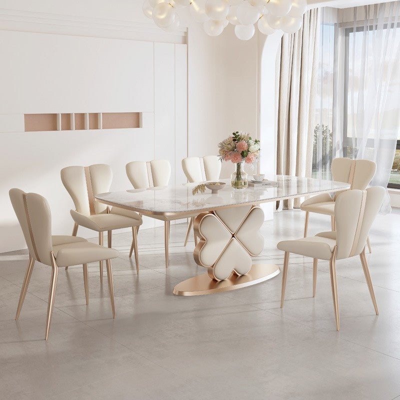 The FLORI dining table with chairs