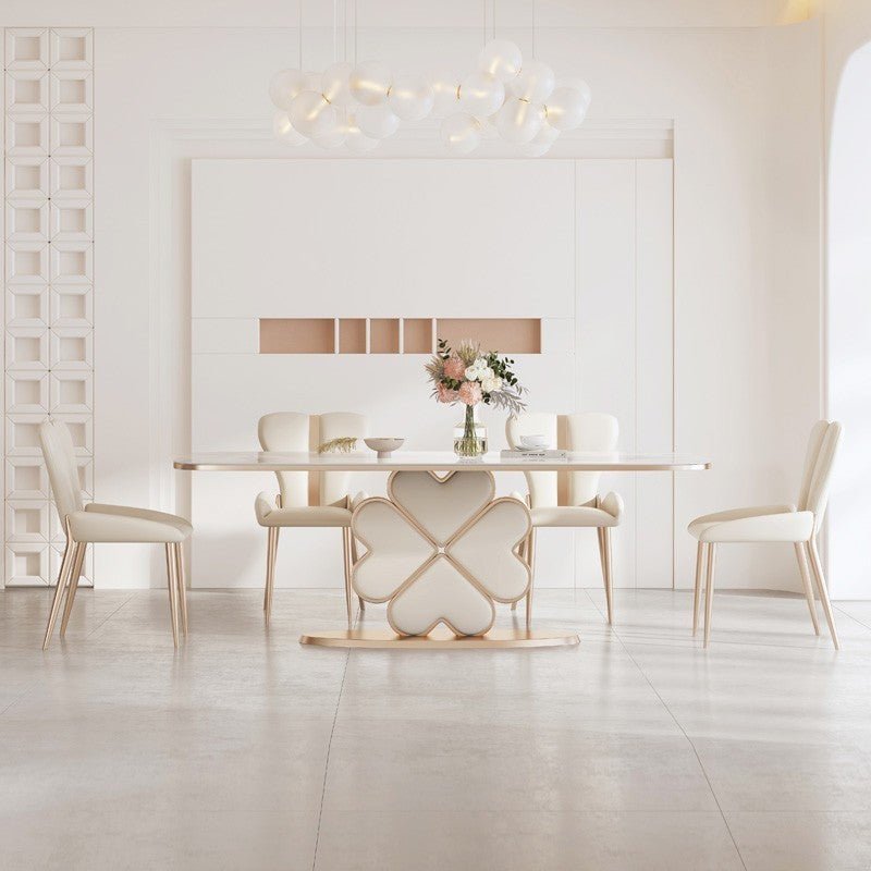 The FLORI dining table with chairs