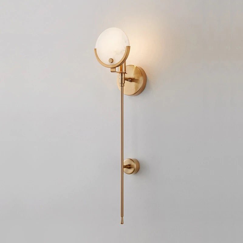 The pain gold table lamp