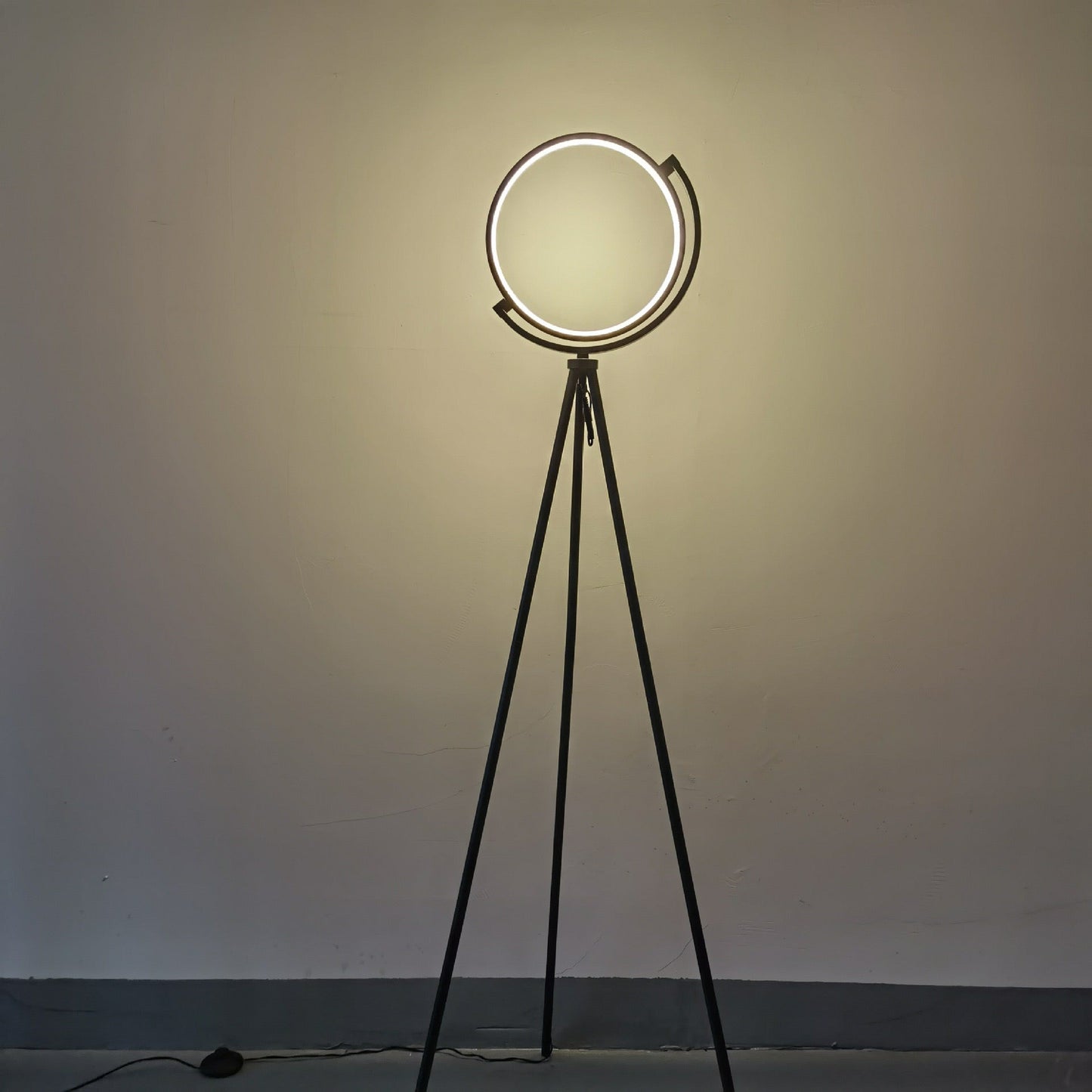 Tripod ring LED floor lamp