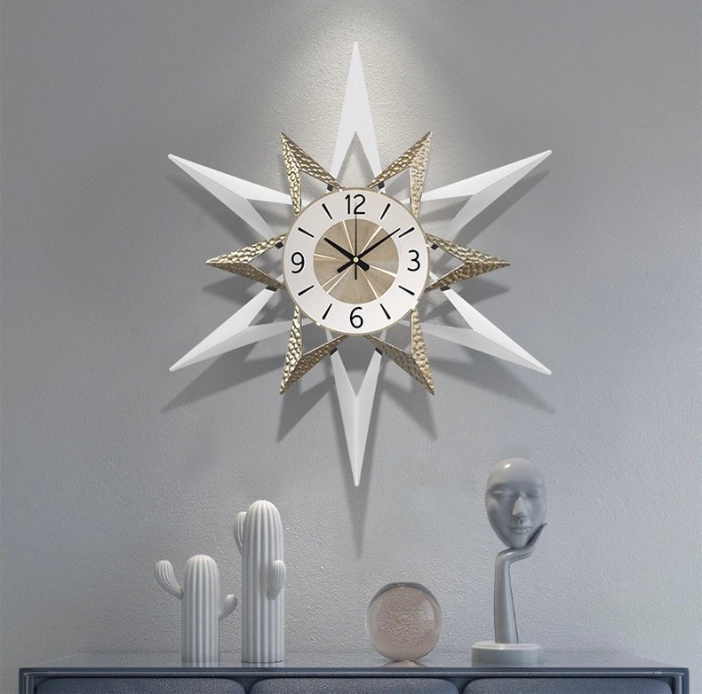 White star Clock